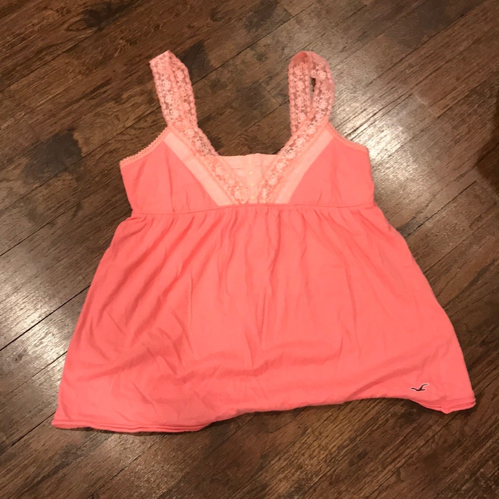 Hollister Tank